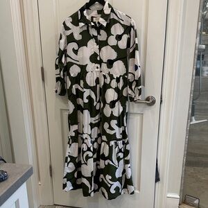 Anthropologie Dark Green and White Floral Long Sleeve Dress